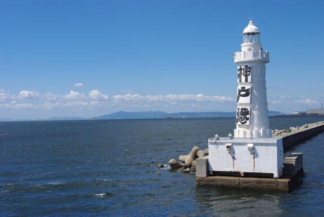オーシャンプリンス・神戸港の灯台