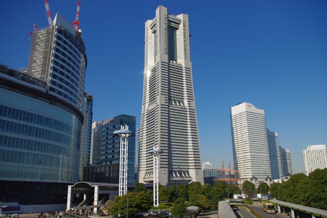 横浜ランドマークタワー・オフィスフロア眺望の写真ページ