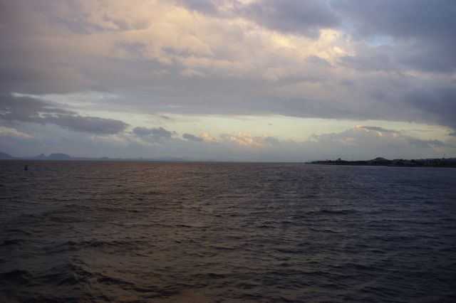 夕暮れの有明海、島原湾。
