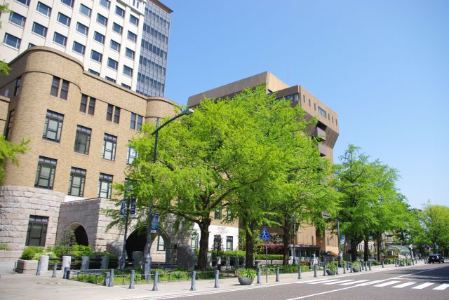 横浜地方裁判所。