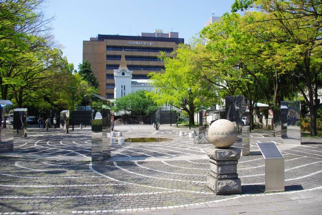日米和親条約締結の地の開港広場。