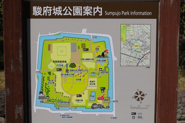 駿府城公園案内図。中堀の中全体が公園になっています。