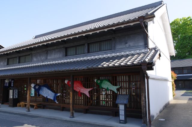 中舛竹田荘は有松絞り開祖の竹田庄九郎ゆかりの建物と伝えられています。