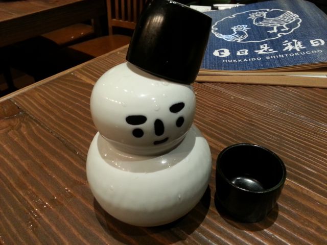 雪だるまに入った日本酒