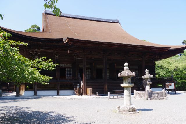 三井寺・本堂