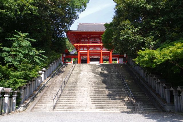 近江神社・楼門