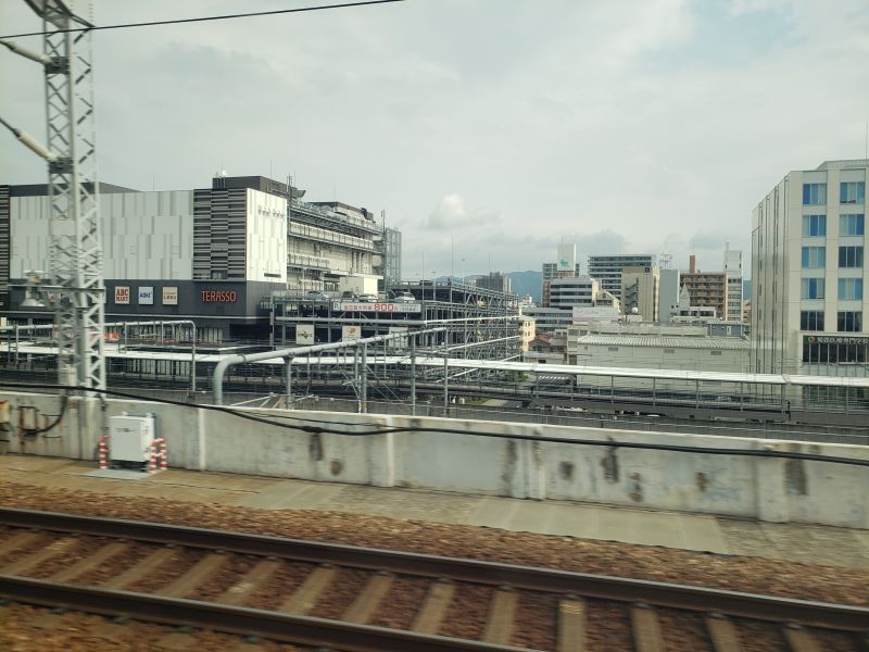 東海道新幹線の車窓・姫路駅付近