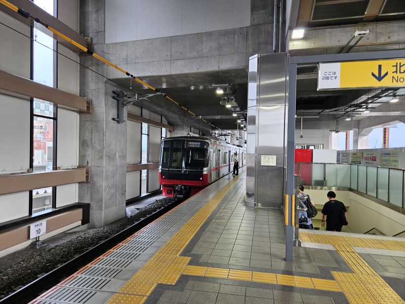 高架化工事中の知立駅