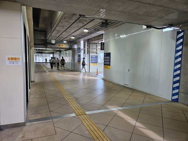 高架化工事中の知立駅