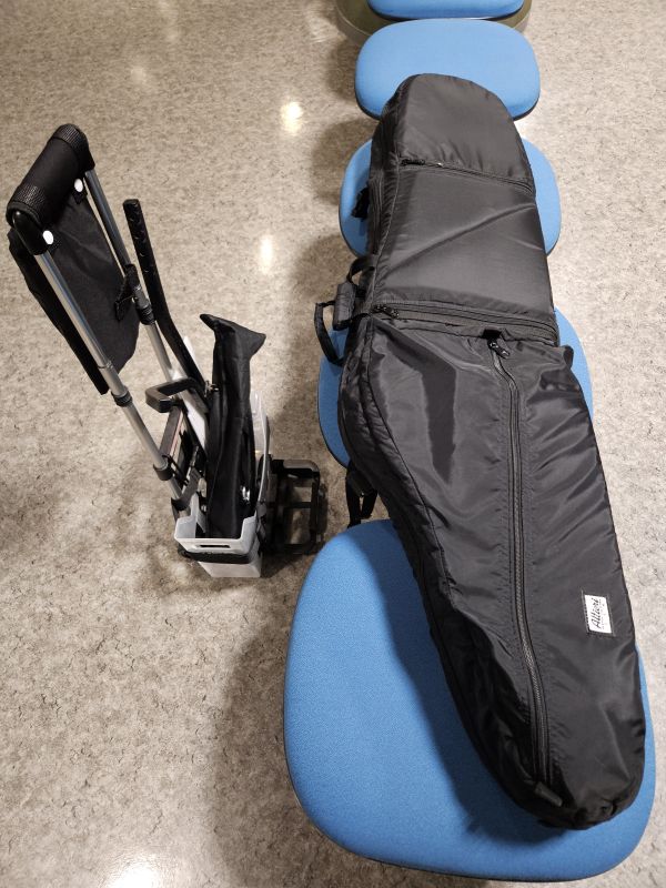 キャリーカートでKFgスタンドを運ぶ４