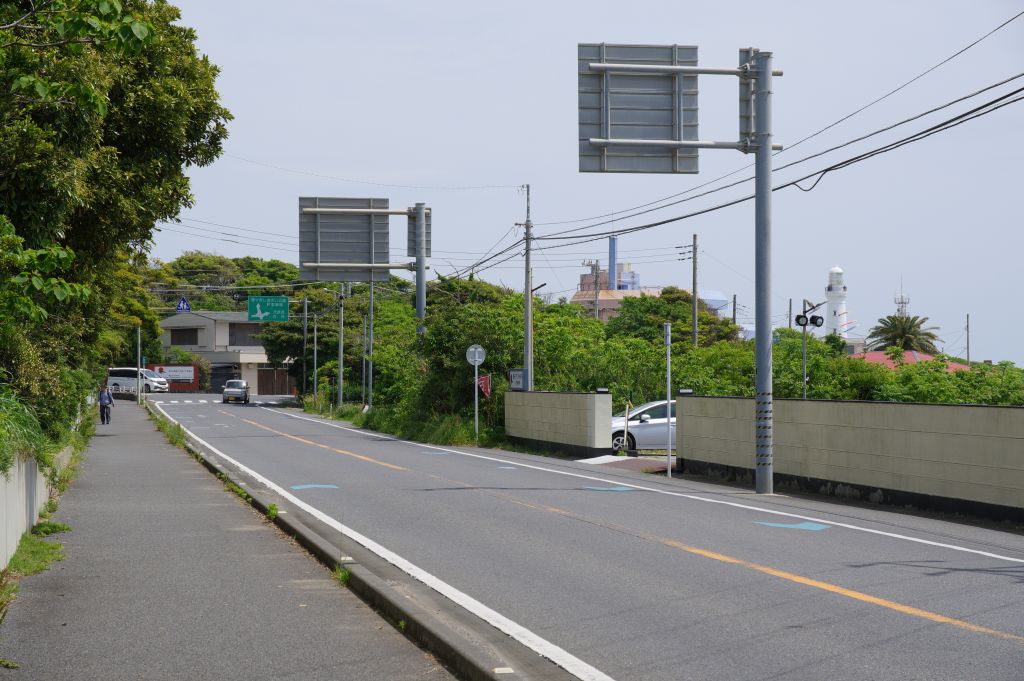 犬吠埼へ歩く・犬吠駅付近