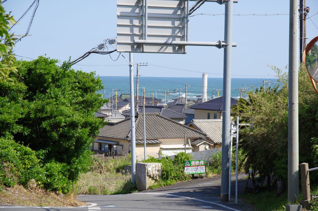 海が見えてきた