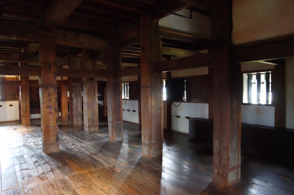 松江城・3階の空間