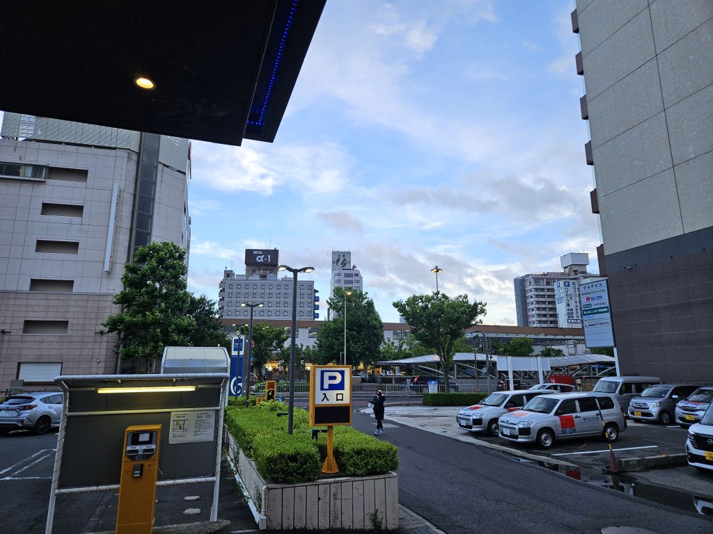 松江のホテル・夕食へ