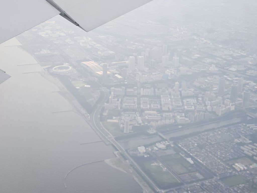 飛行機からの景色・海浜幕張上空