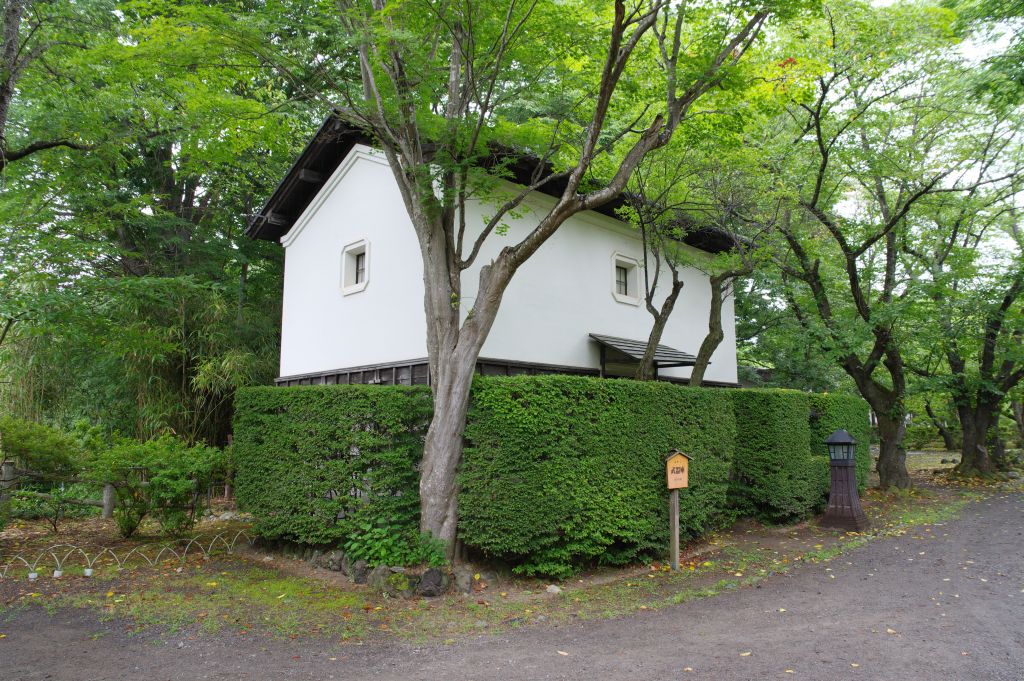 小諸城(懐古園)・武器庫