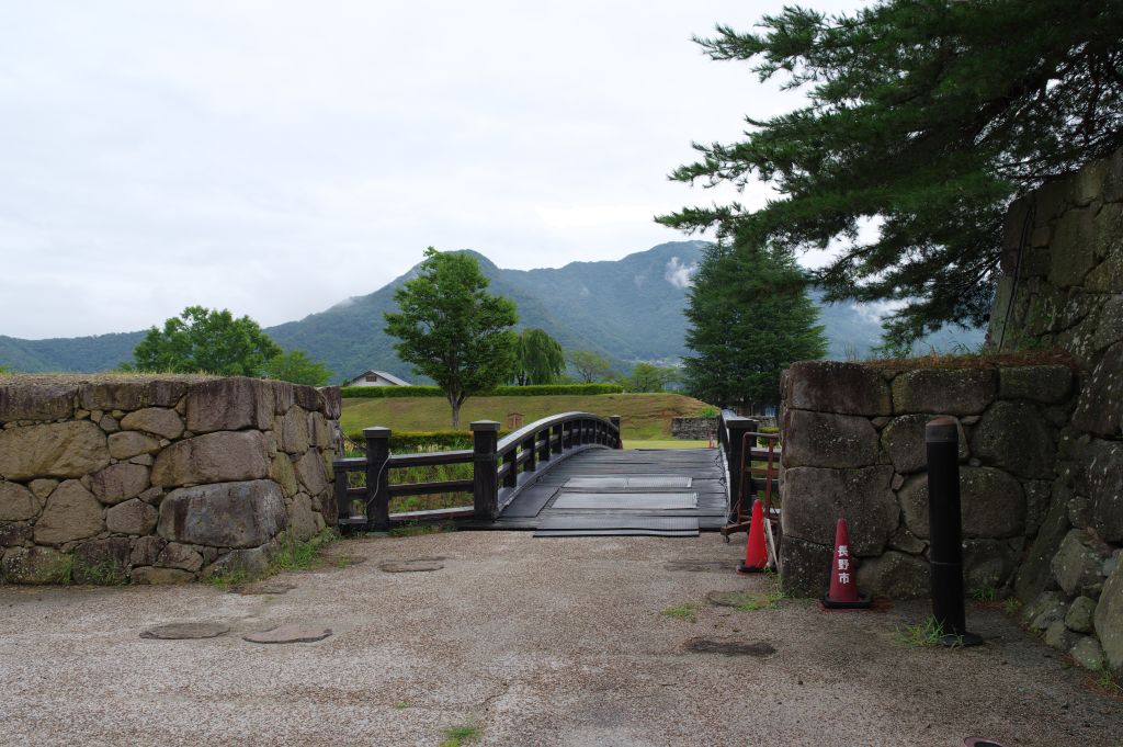 松代城・東不明門前橋