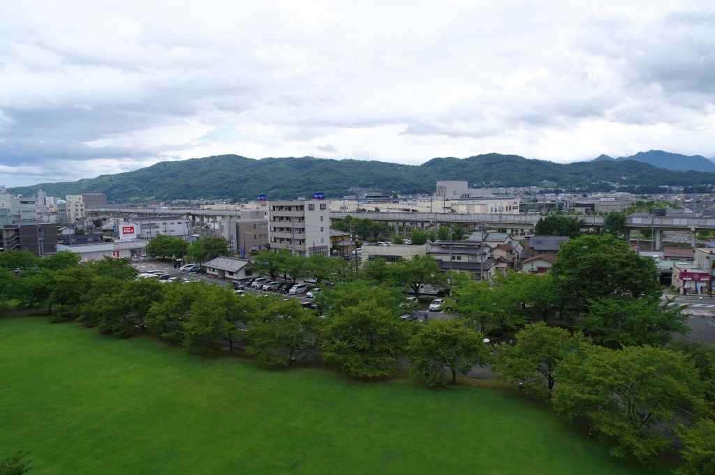 上田城・尼ヶ淵の東側