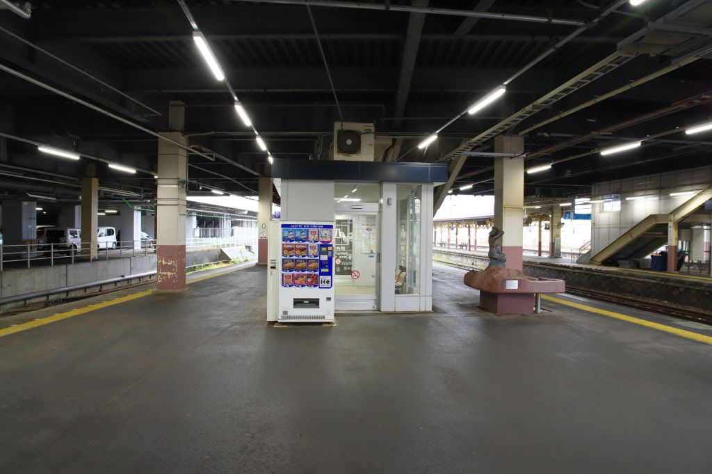 越後湯沢駅・0番線と1番線