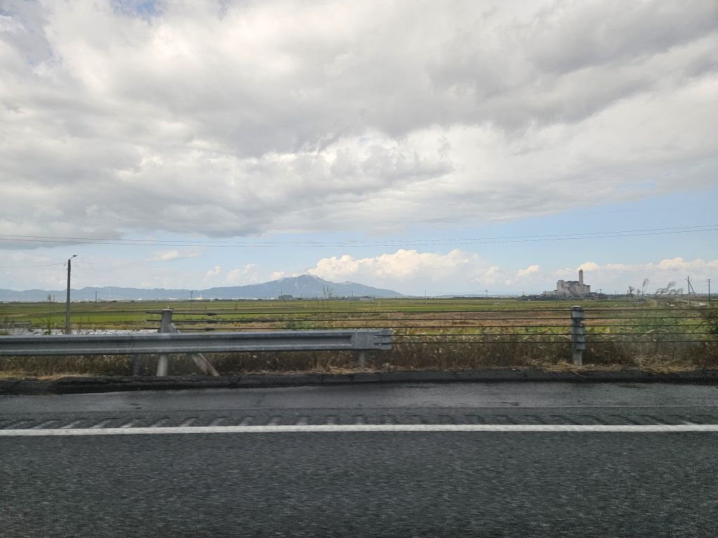 長岡から村上へ・山側の風景