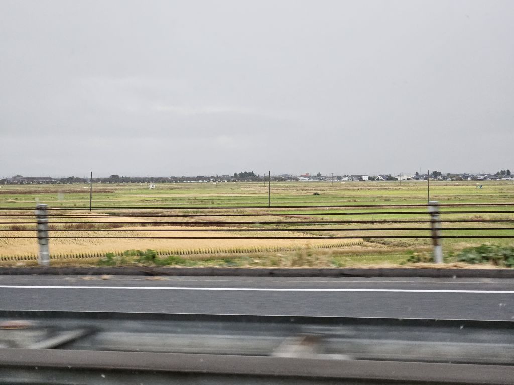 長岡から村上へ・山側は曇り