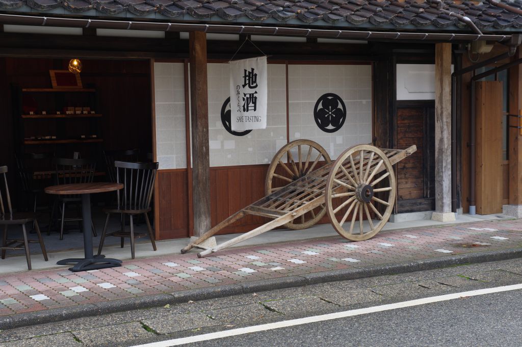 越後村上町屋通り・人力車
