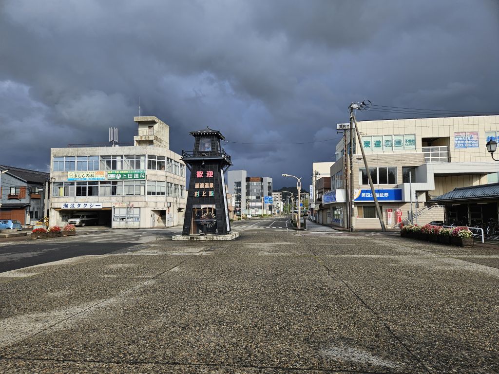 村上駅・ロータリー