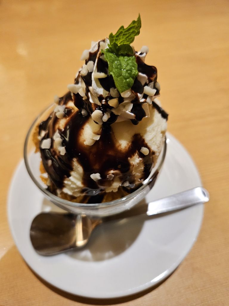 とんかつみつみね・アイス