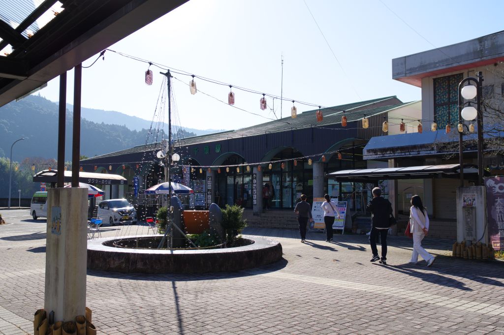 千頭駅・駅前広場