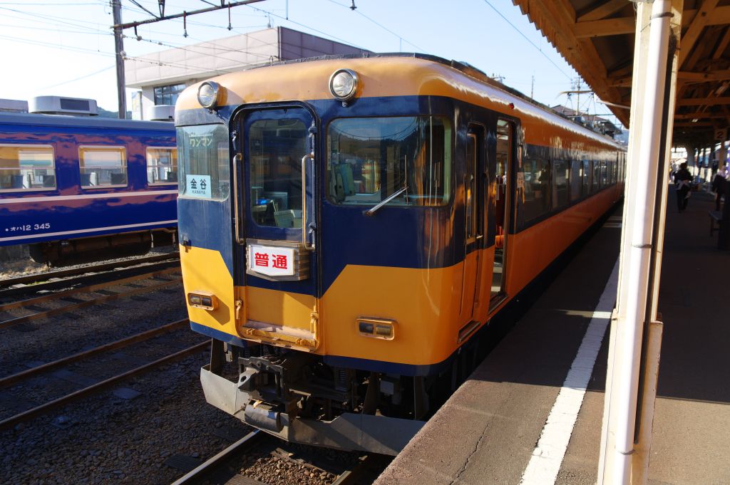 新金谷駅・元近鉄車両