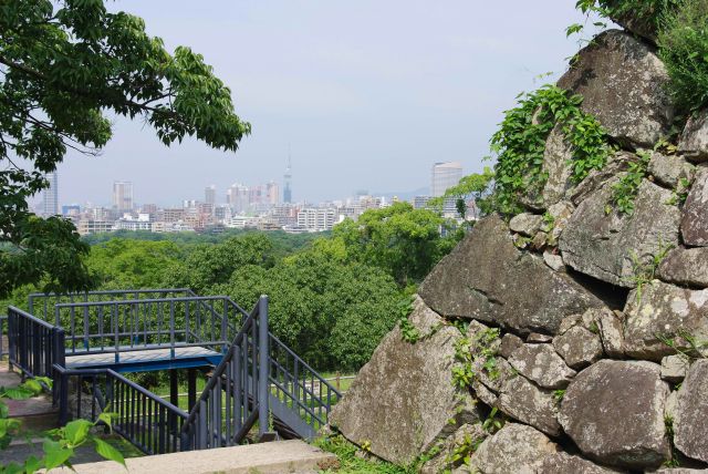 福岡城跡の写真ページ