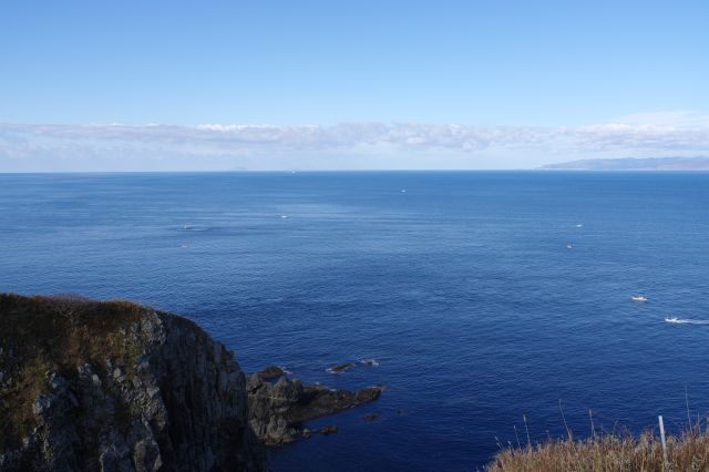 北西側、日本海から津軽半島へ。360度のパノラマの絶景、写真では難しい。