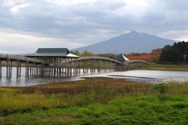 鶴の舞橋の写真ページ