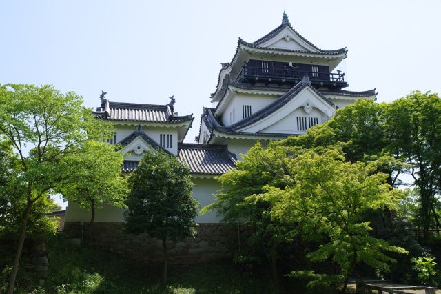 岡崎城の写真ページへ