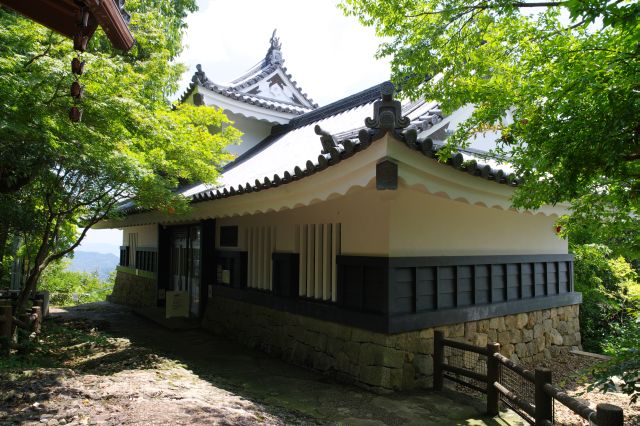 岐阜城資料館があります。
