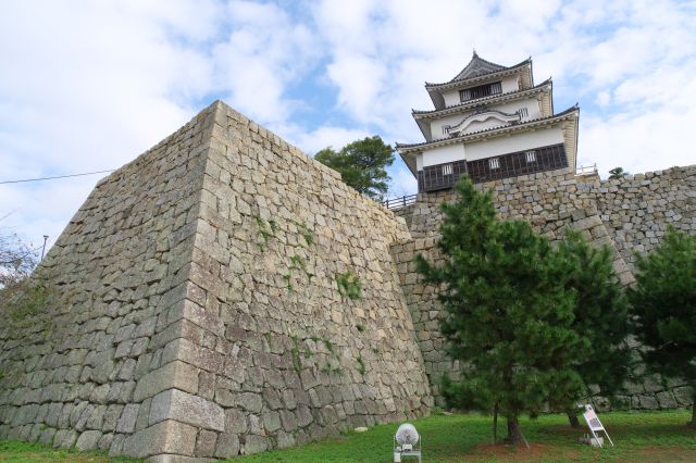 丸亀城の写真ページ