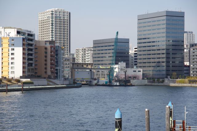 亀島川水門。