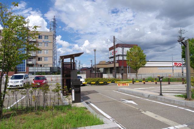 駐車場があります。