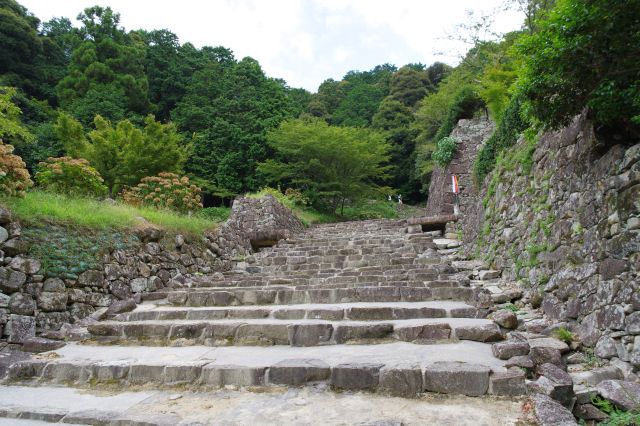 安土城１（大手道跡）の写真ページ