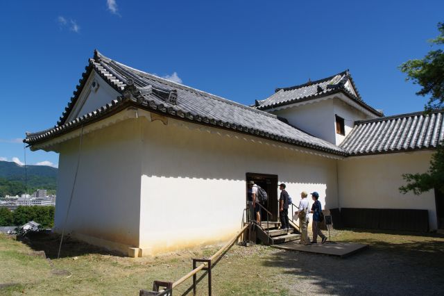 天平櫓に入ります。