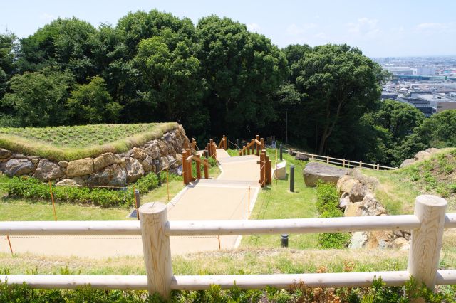 天守外へ出ました。