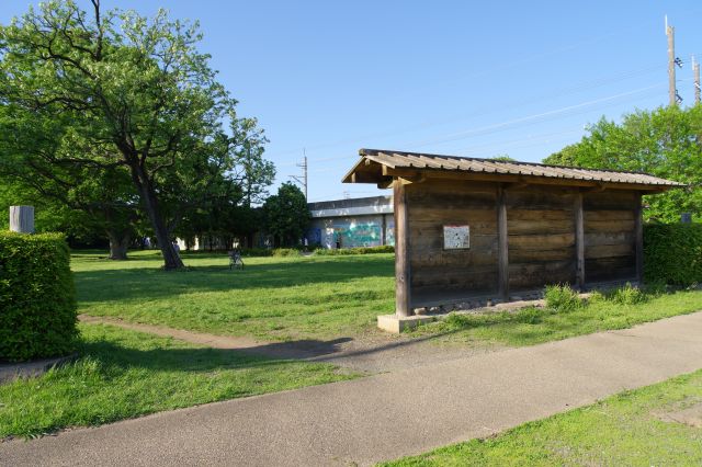 塀があります。