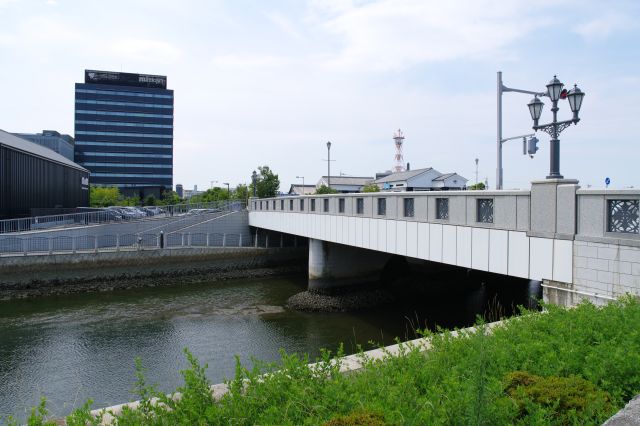 源兵衛橋へ戻りました。