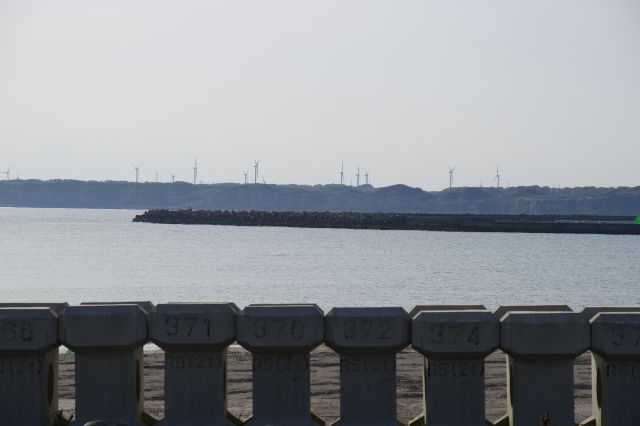 千騎ケ岩や犬岩から岩の地形が続いていると感じられます。