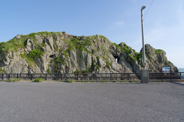千騎ケ岩を俯瞰。